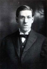 http://www.the-savoisien.com/blog/public/img16/Howard_Phillips_Lovecraft.jpg
