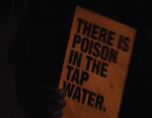 http://www.the-savoisien.com/blog/public/img8/tap_water_fluor.png